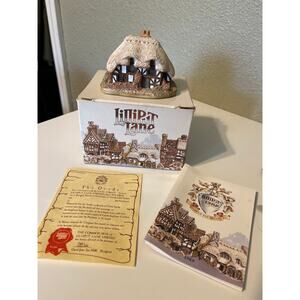 Lilliput Lane April Cottage 1984 miniature masterpiece with deed and booklet